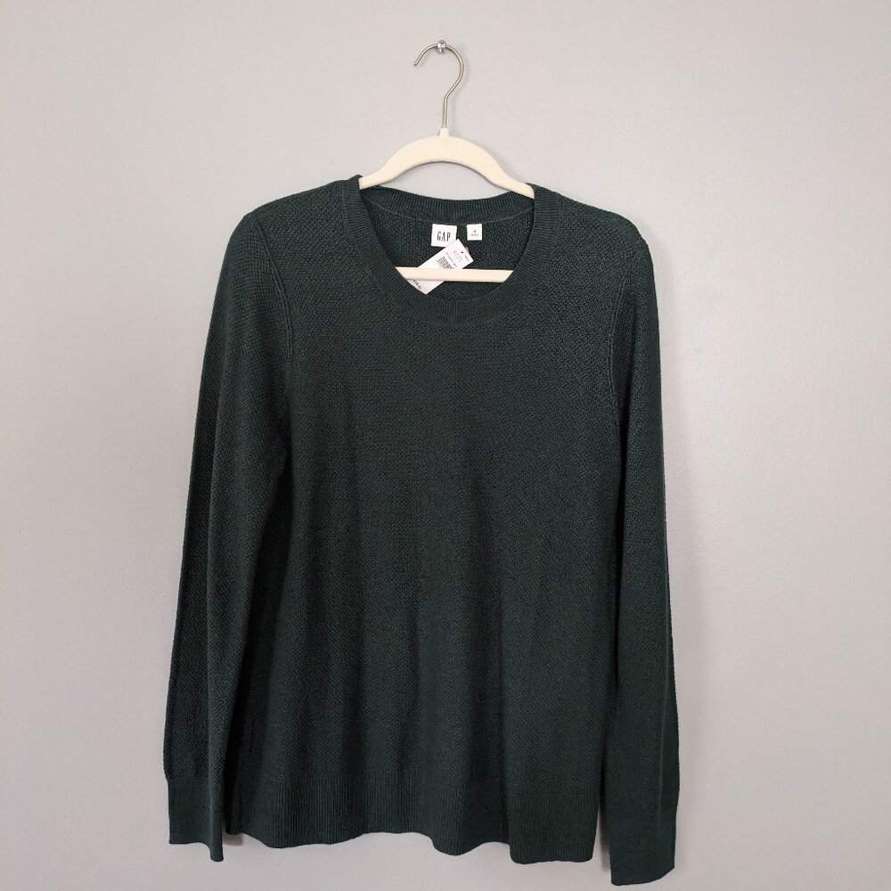 NWT Gap dark green long sleeve sweater